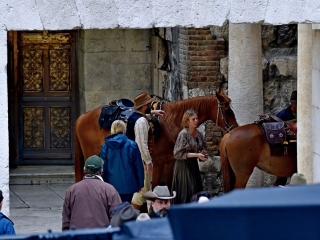 Na planie serialu "Mroczna WieĹźa" w Chorwacji (autor: Nikola Vilic) - obrazek