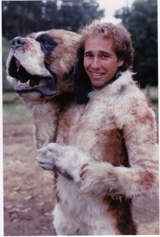 Gary Morgan - czĹowiek w kostiumie Cujo w przerwie miÄdzy ujÄciami - obrazek